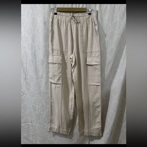 Time and Tru Women's Cream Cargo Pants